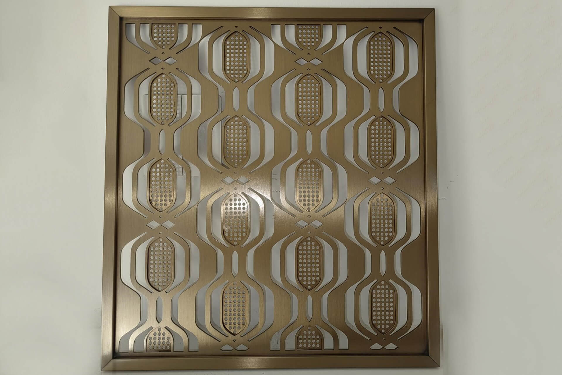 STAINLESS STEEL SCREEN